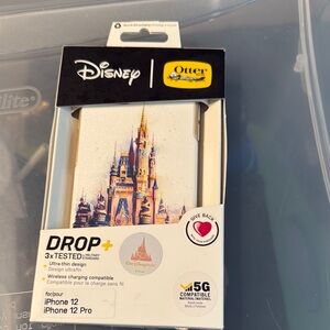 Disney OtterBox iPhone 12/12 Pro Case - Castle Design